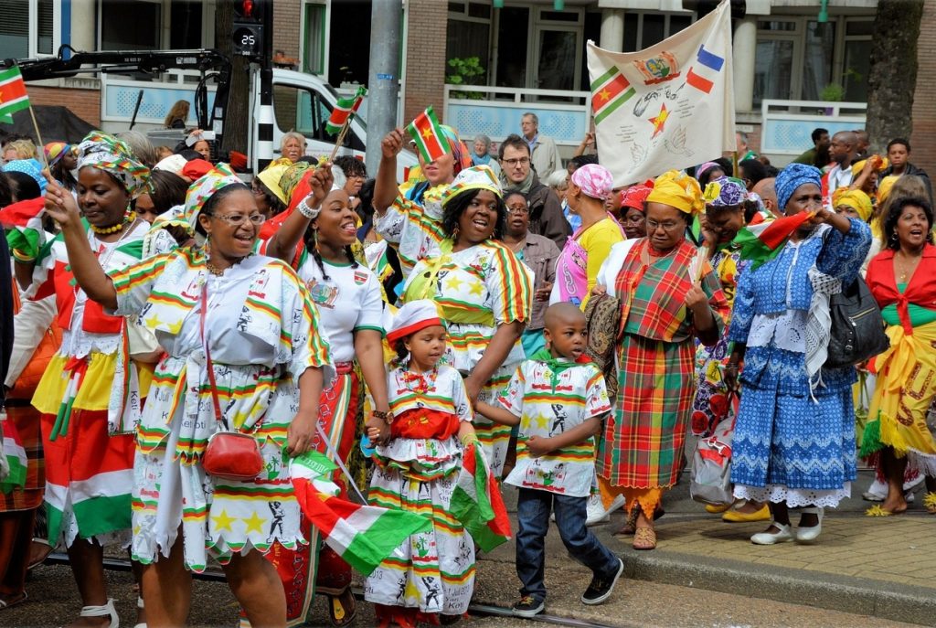surinam kültür ve gelenekleri surinam kültür ve gelenekleri